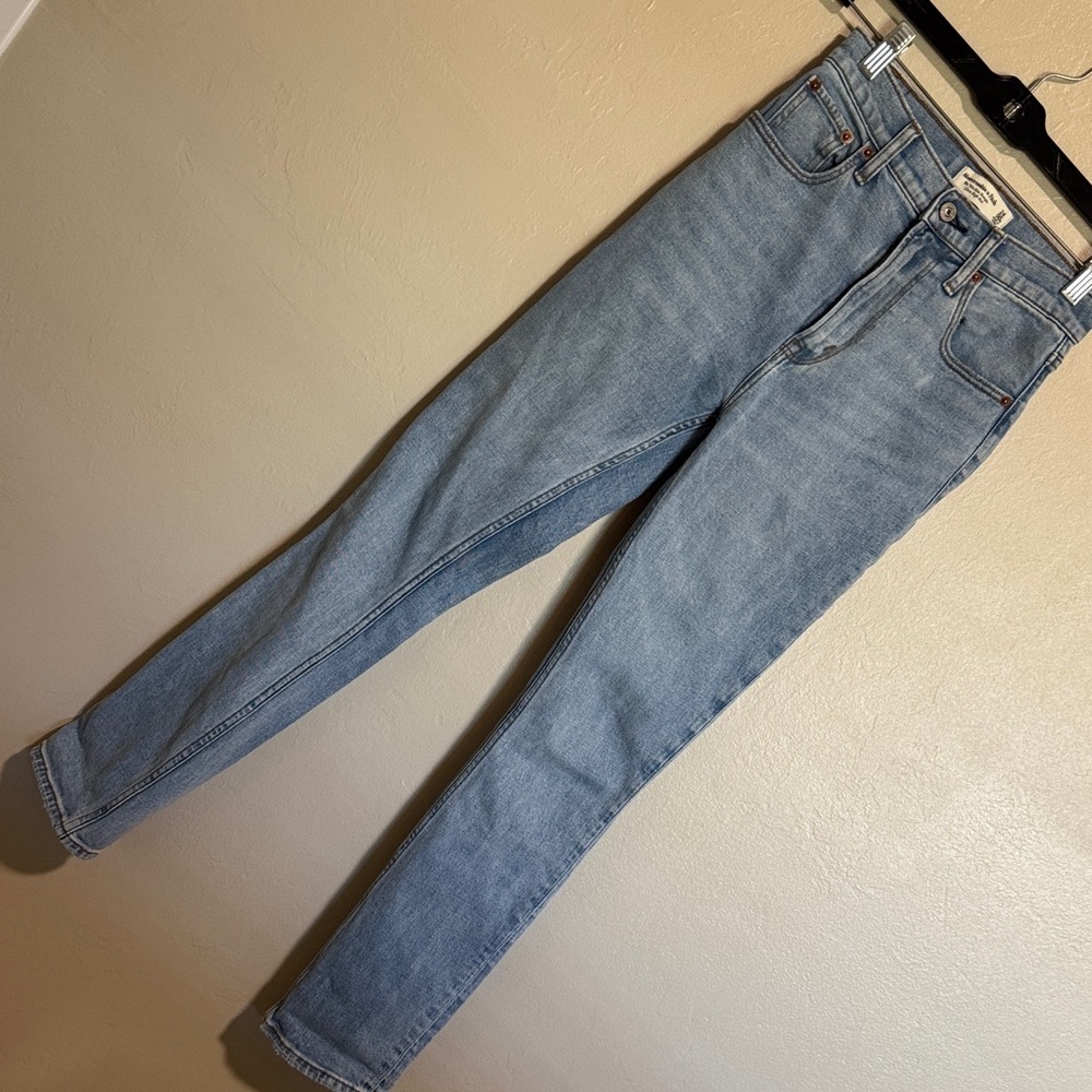 Abercrombie & Fitch The 90s slim straight ultra high-rise size 00/24 - Picture 2 of 9